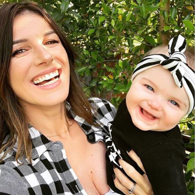 Shenae Grimes-Beech